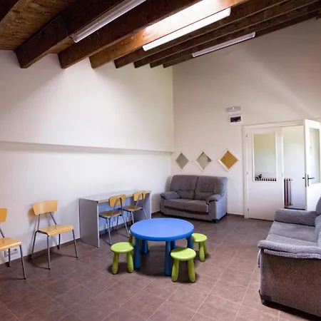 Auberge de jeunesse Santa Maria Del Roure