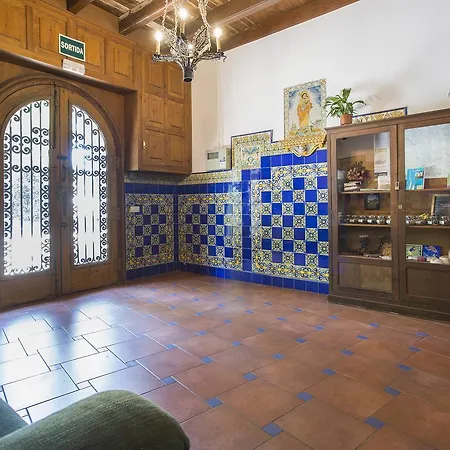 Auberge de jeunesse Santa Maria Del Roure *